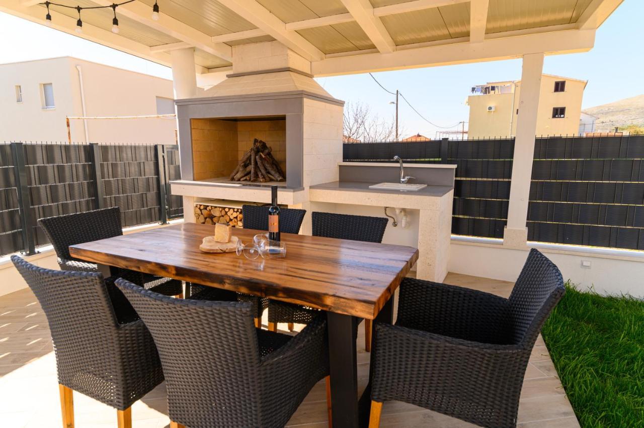 Hygge Boutique Apartment Трогир Екстериор снимка